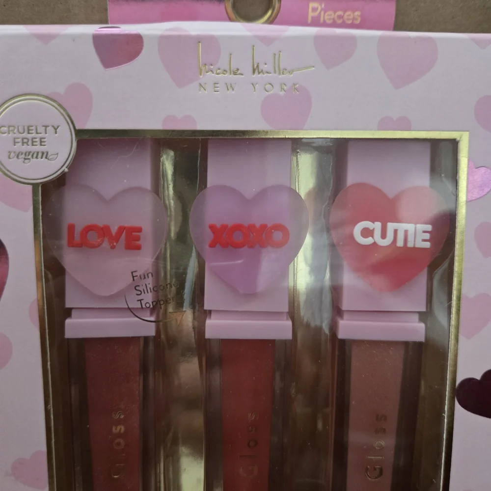 Nicole Miller Hydrating Lip Gloss Trio - Pink, Mauve, Berry